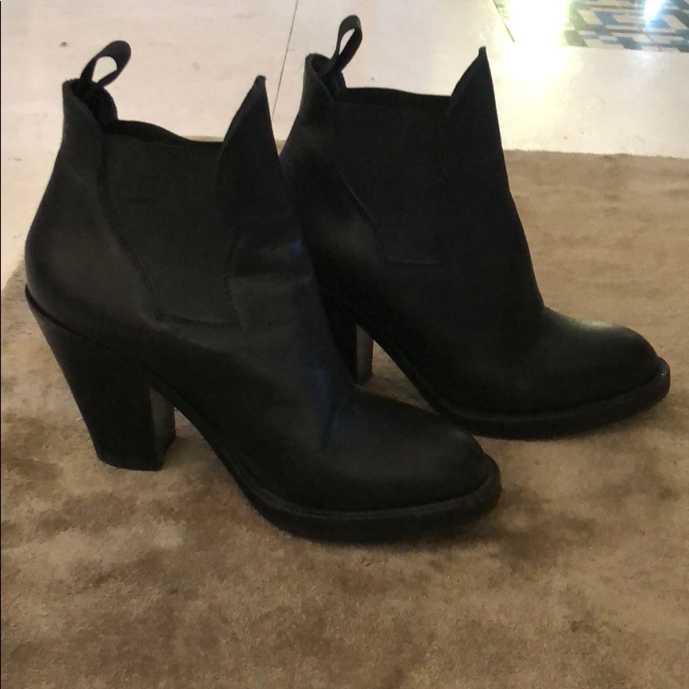 Acne Star Boots Size 39